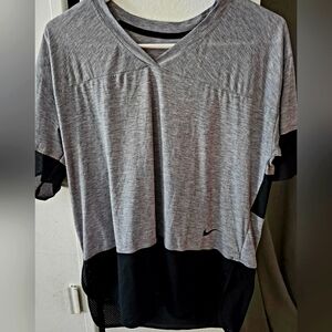 LIKE NEW NIKE V NECK JERSEY SHIRT